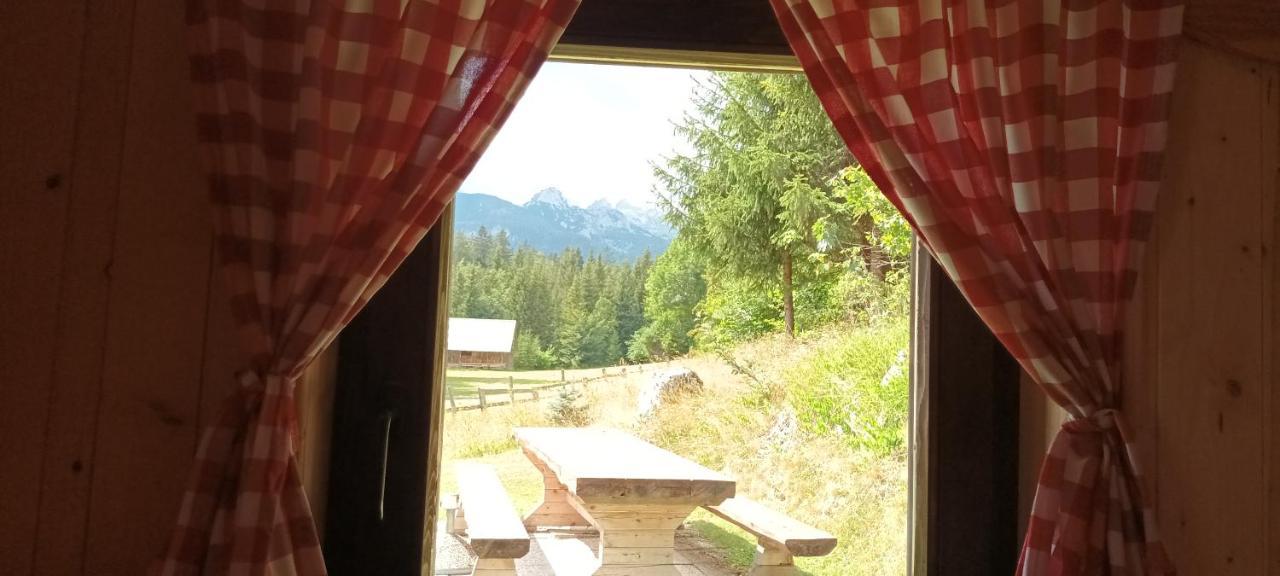 Villa Planinska Hisica Pod Macesni - Bohinj Srednja Vas v Bohinju Exterior foto